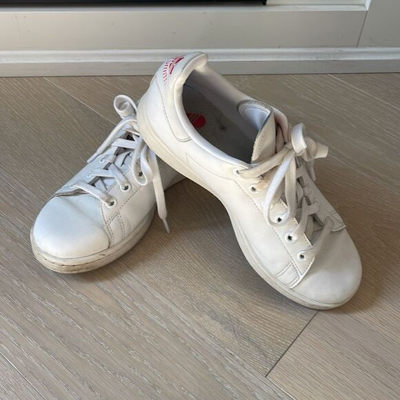 Adidas White Sneakers with Red Heart, Size 5 - Picture 4 of 10